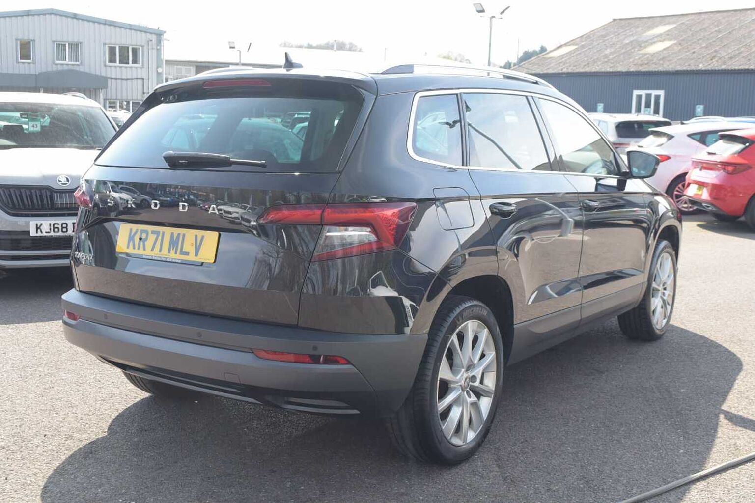 SKODA Karoq SUV 1.0 TSI (110ps) SE L