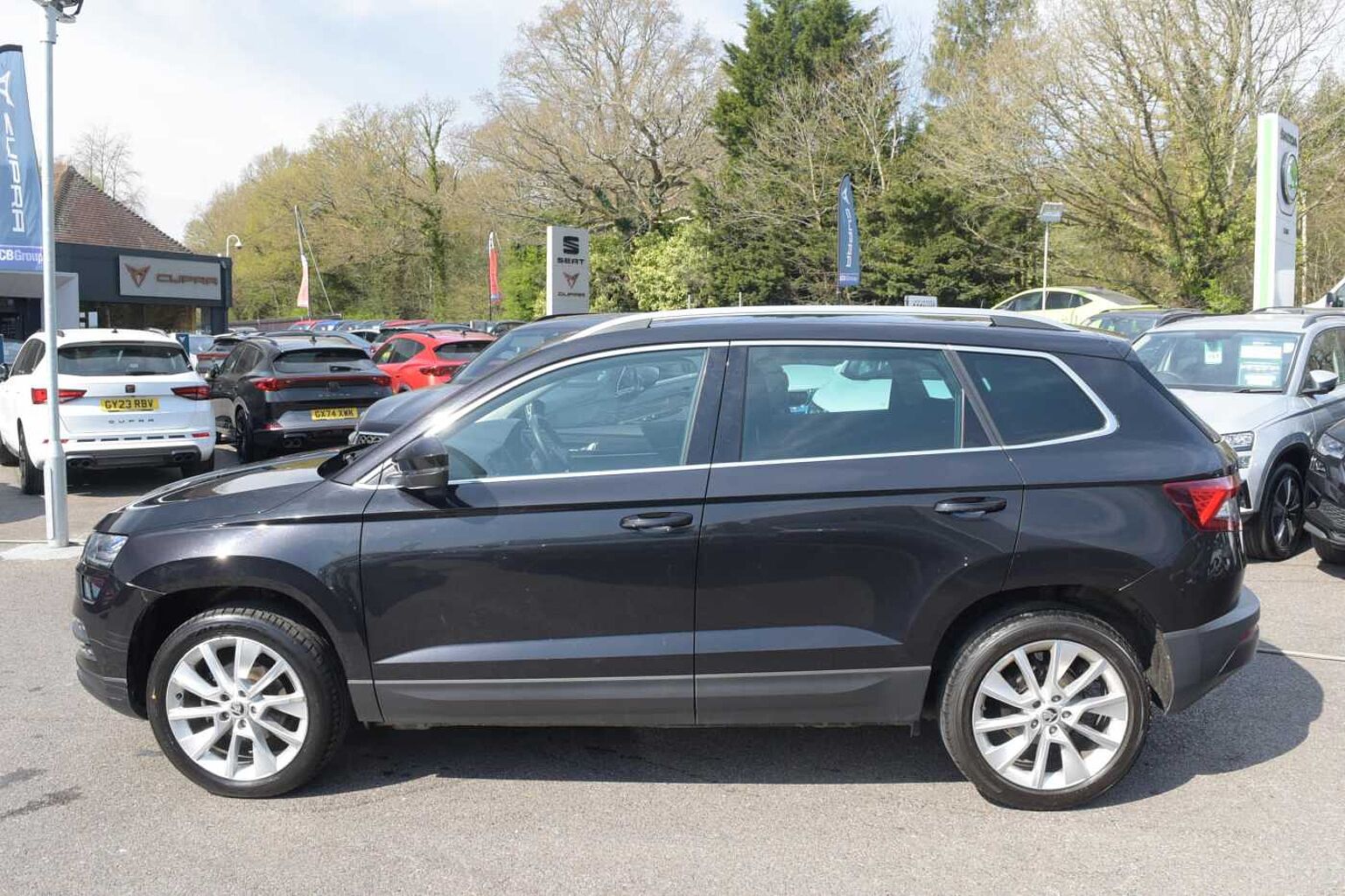 SKODA Karoq SUV 1.0 TSI (110ps) SE L