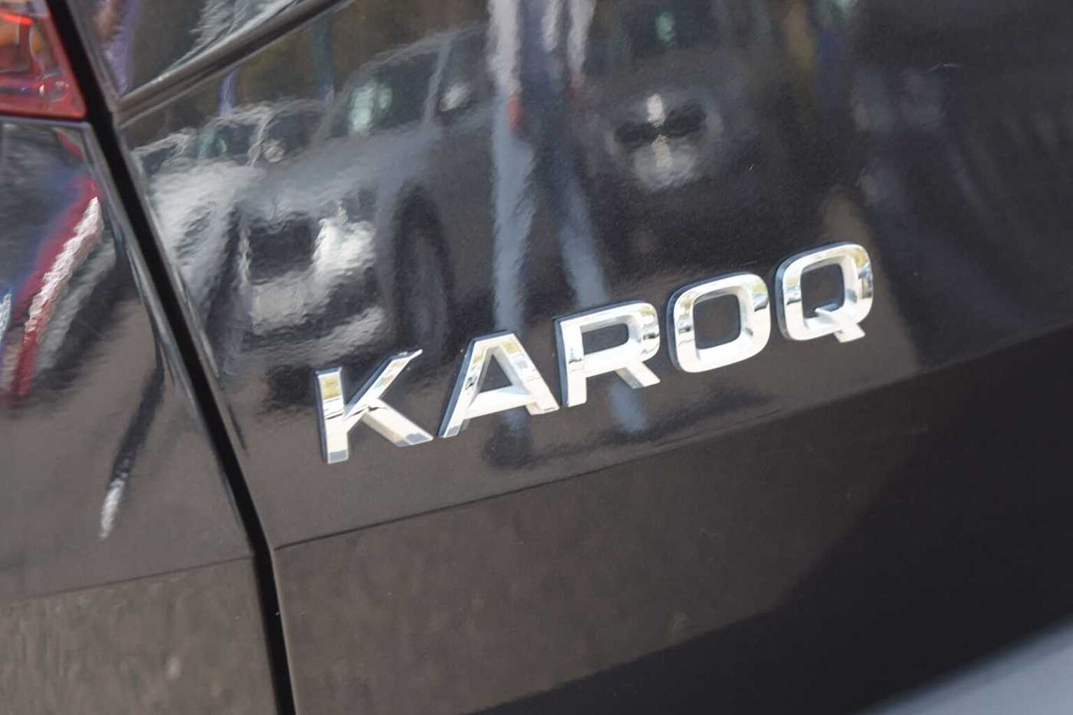 SKODA Karoq SUV 1.0 TSI (110ps) SE L