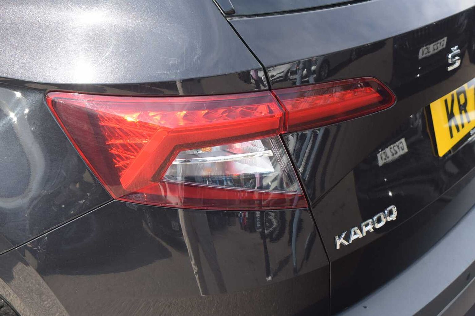 SKODA Karoq SUV 1.0 TSI (110ps) SE L