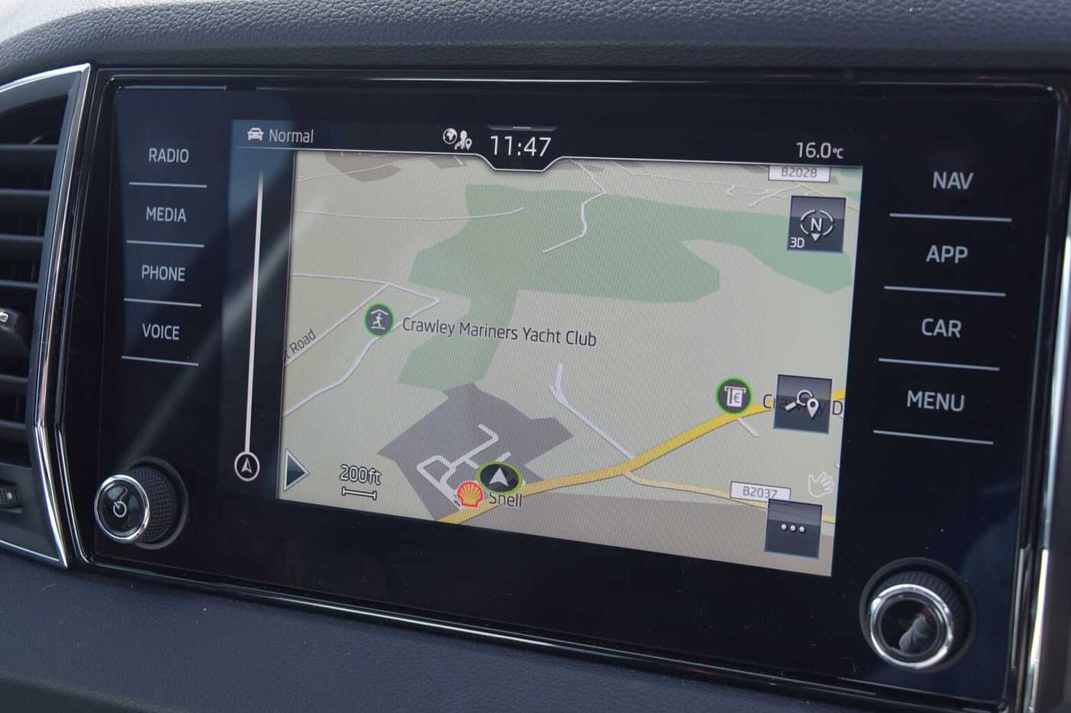 SKODA Karoq SUV 1.0 TSI (110ps) SE L
